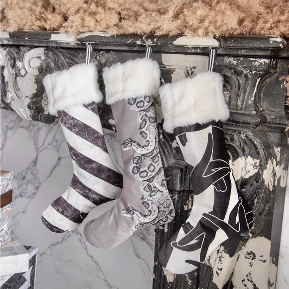 2 stockings - Picture 1 of 2